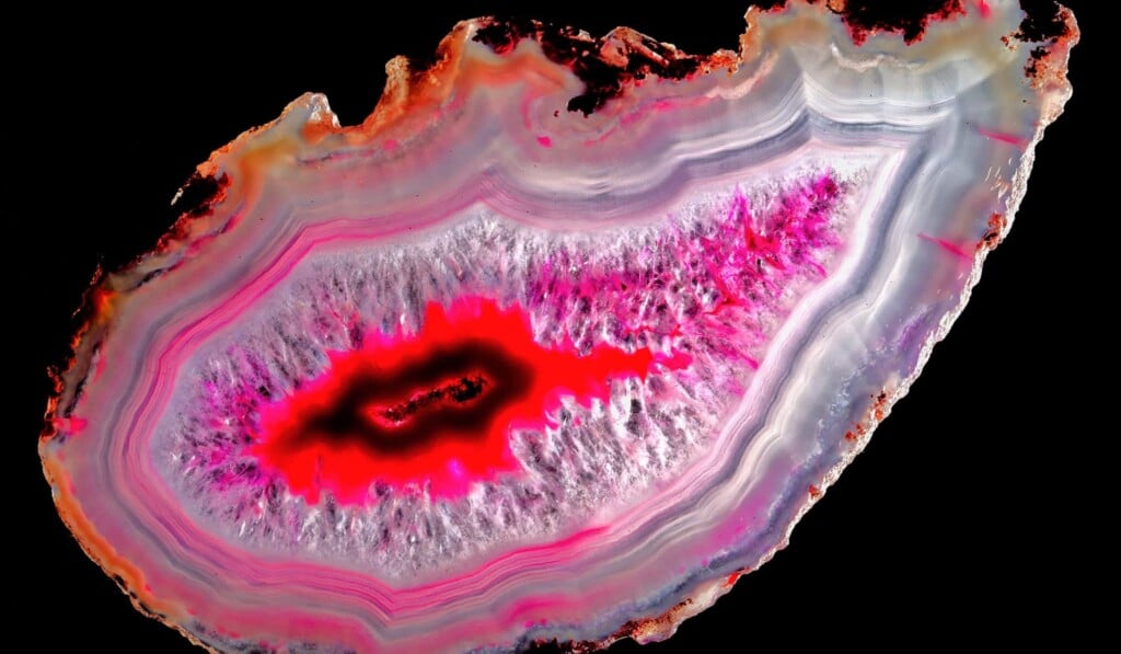 Dream agate (mineral, stone) - dream meaning agate (mineral, stone)