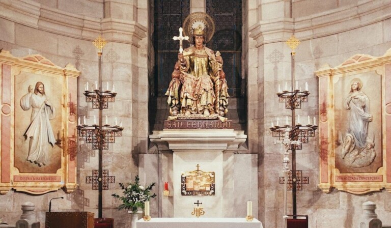 Dream altar - dream meaning altar