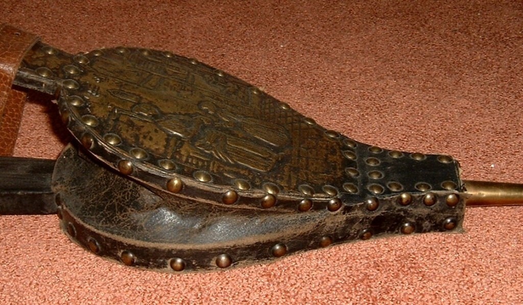 Dream bellows - dream meaning bellows