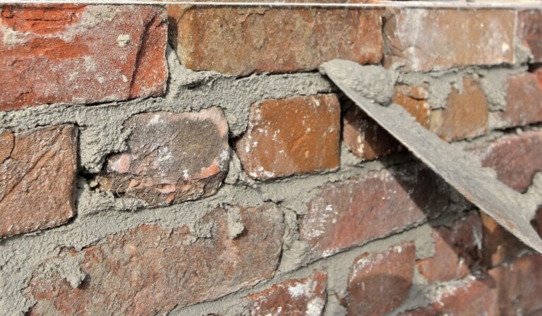 Dream bricklaying - dream meaning bricklaying