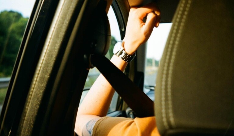 Dream car belt or seatbelt - dream meaning car belt or seatbelt