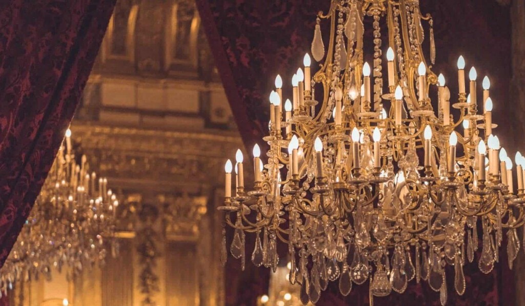 Dream chandelier - dream meaning chandelier