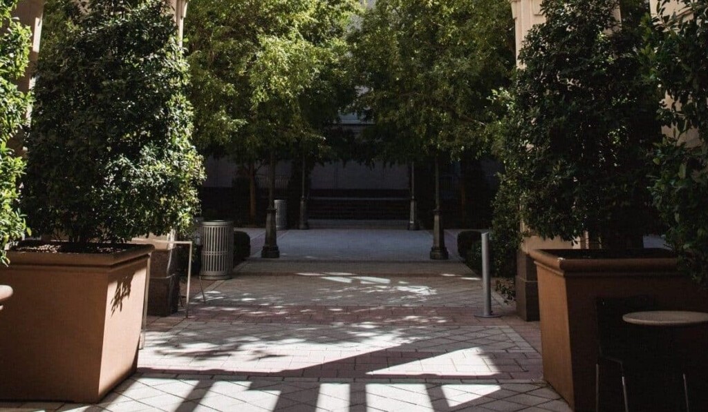 Dream courtyard or patio - dream meaning courtyard or patio