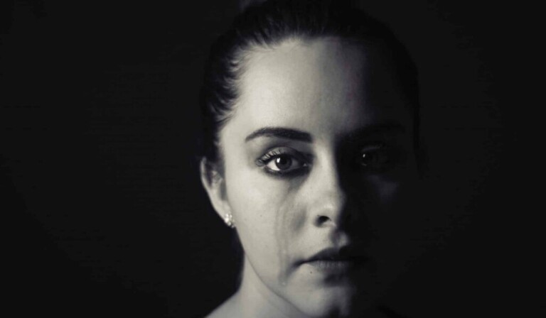 Dream crying - dream meaning crying