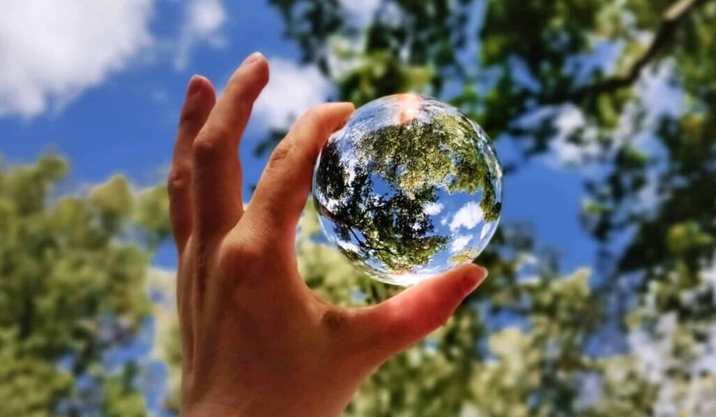Dream crystal ball - dream meaning crystal ball
