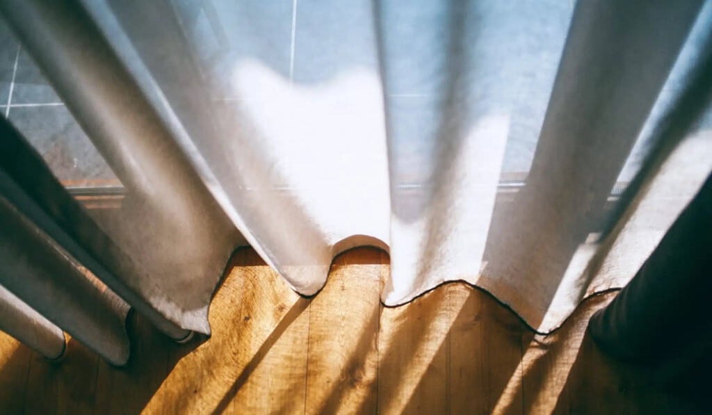 Dream curtains - dream meaning curtains