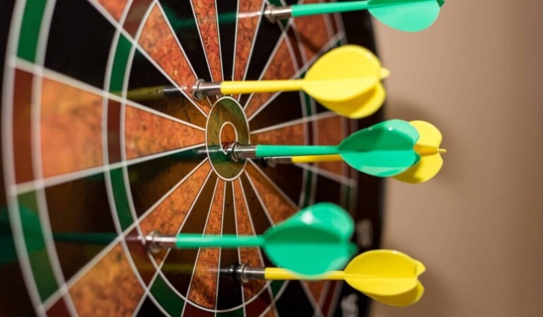 Dream darts - dream meaning darts