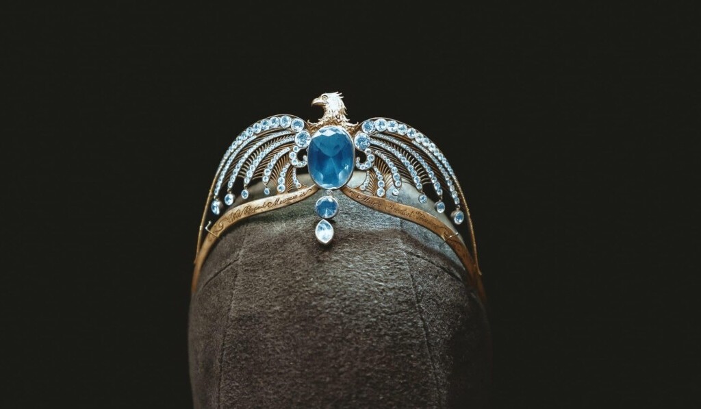 Dream diadem - dream meaning diadem