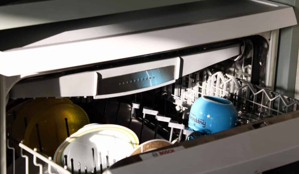 Dream dishwasher - dream meaning dishwasher