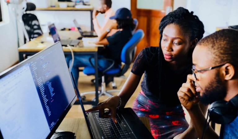 Dream employee or employee - dream meaning employee or employee