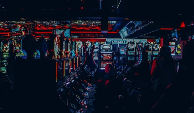 Dream gambling - dream meaning gambling