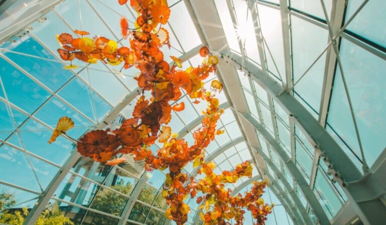 Dream glass house - dream meaning glass house
