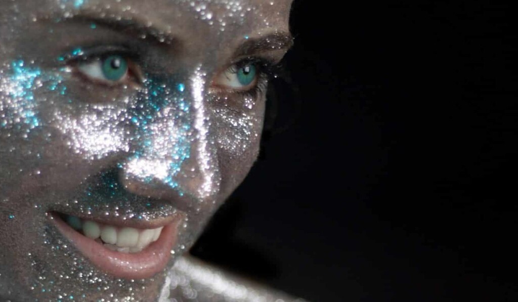 Dream glitter - dream meaning glitter