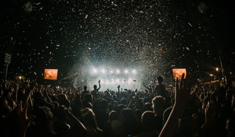 Dream going out (club) - dream meaning going out (club)