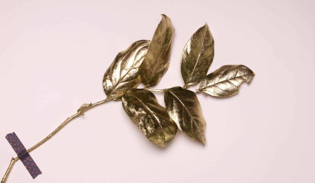Dream gold leaf - dream meaning gold leaf