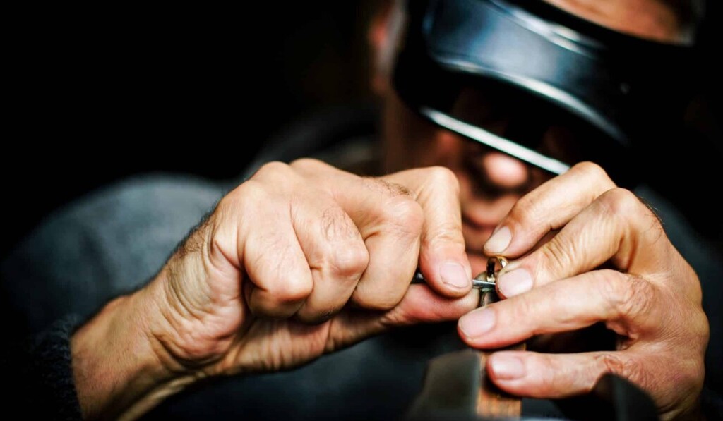 Dream goldsmithing - dream meaning goldsmithing