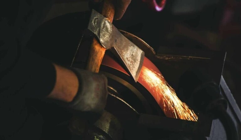 Dream iron - dream meaning iron