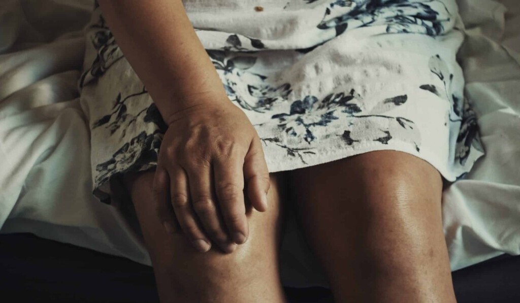 Dream knee - dream meaning knee