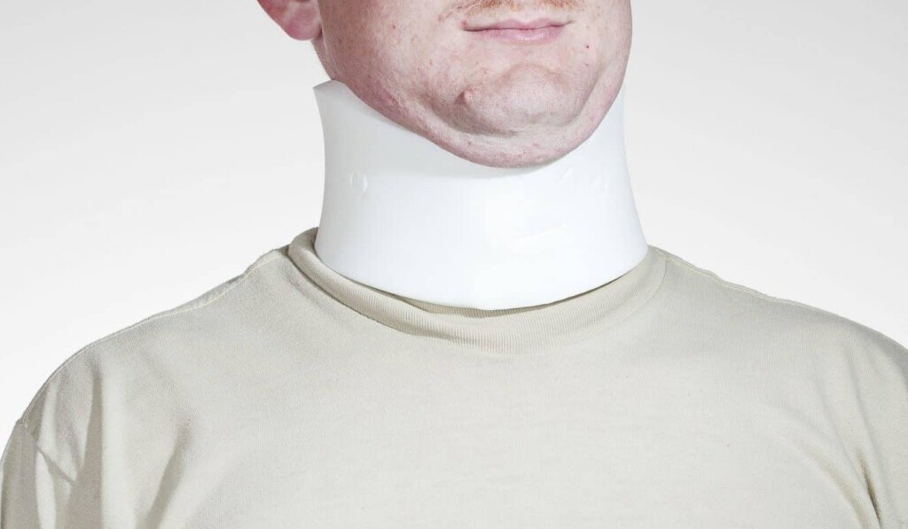Dream neck brace - dream meaning neck brace