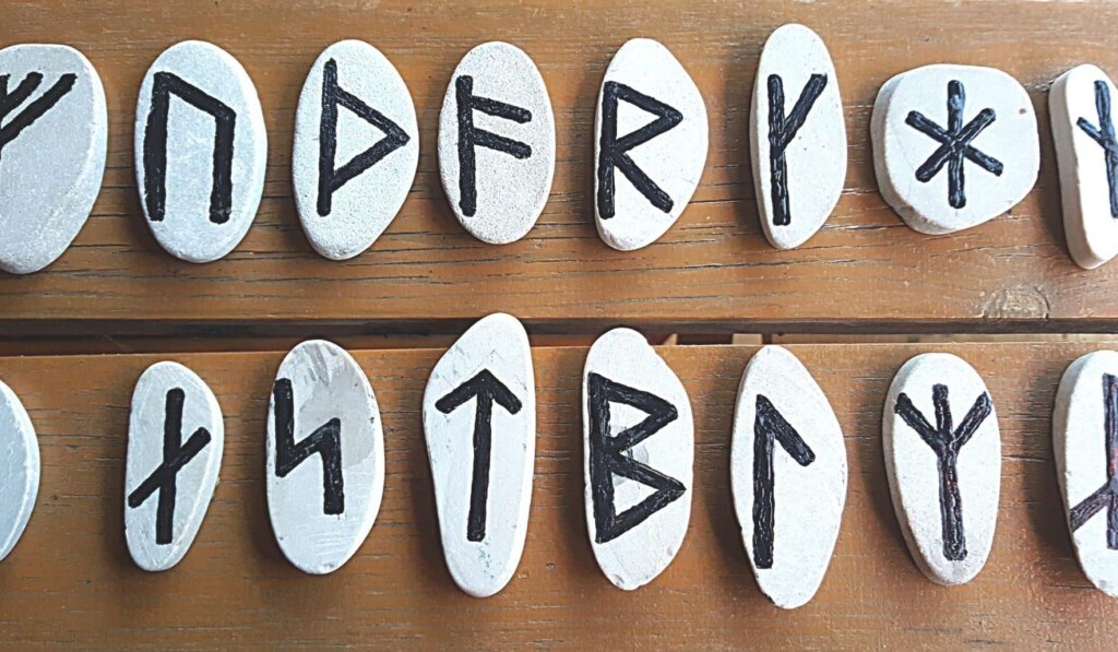Dream runes - dream meaning runes