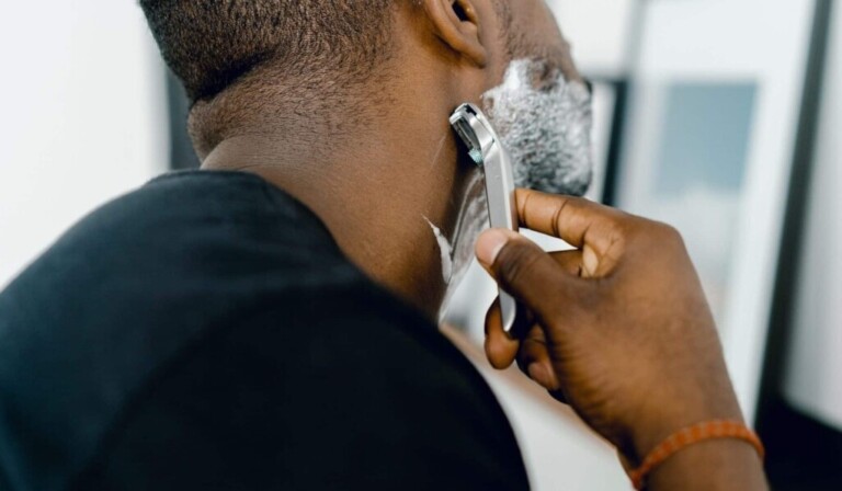 Dream shaving - dream meaning shaving