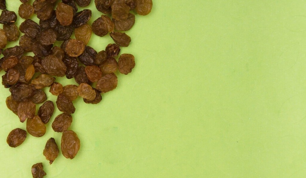 Dream sultanas or currants - dream meaning sultanas or currants