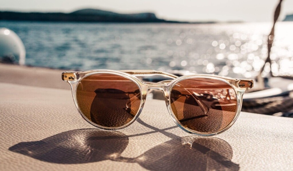 Dream sunglasses - dream meaning sunglasses
