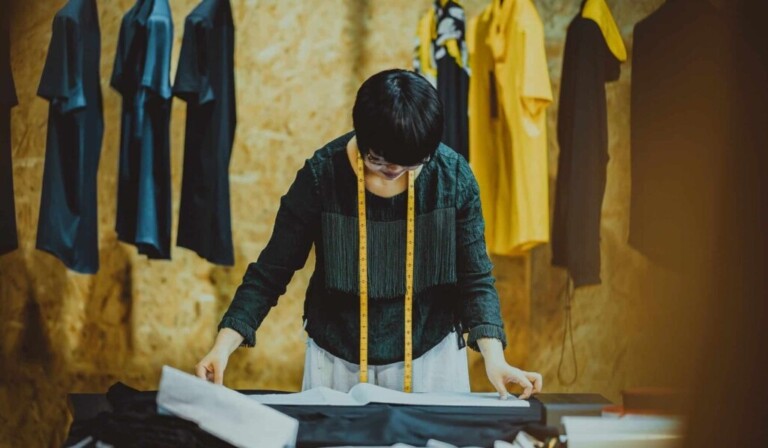 Dream tailor - dream meaning tailor