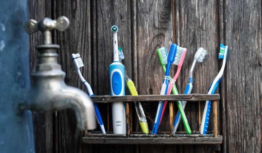 Dream toothbrush - dream meaning toothbrush
