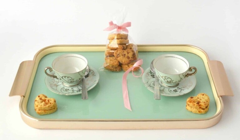 Dream tray - dream meaning tray