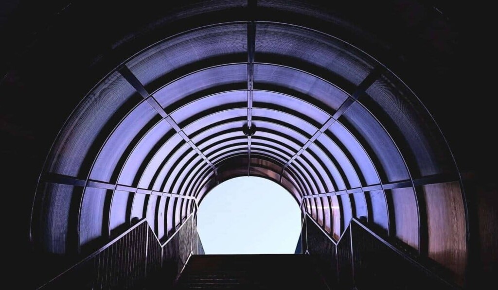 Dream tunnel - dream meaning tunnel