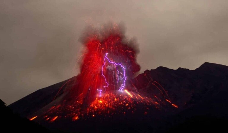 Dream volcano - dream meaning volcano