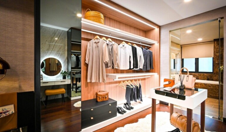 Dream wardrobe - dream meaning wardrobe