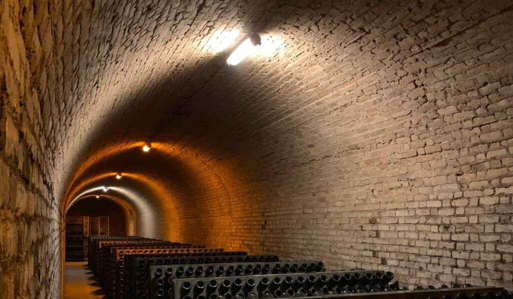Dream wine cellar - dream meaning wine cellar