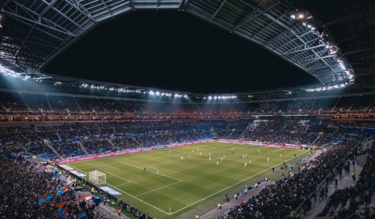 Droom stadion • droom betekenis stadion • droom uitleg op dromen.site