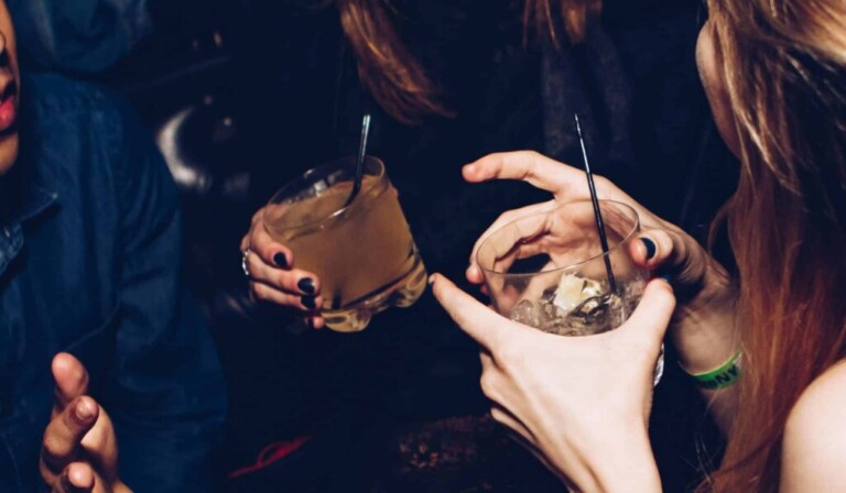 Soñar con beber - significado de soñar con beber