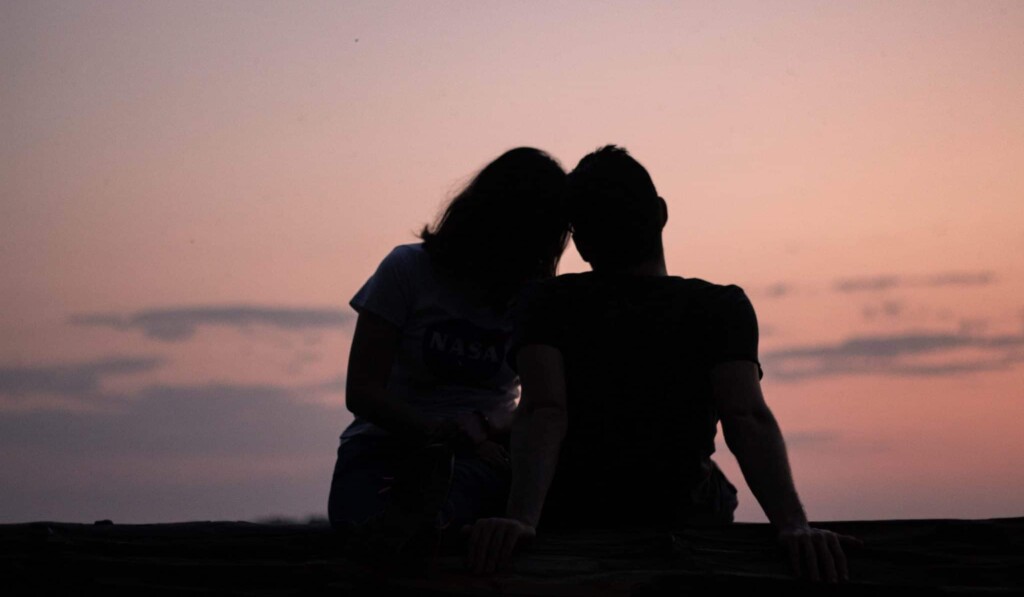 Dream new love or relationship - dream meaning new love or relationship