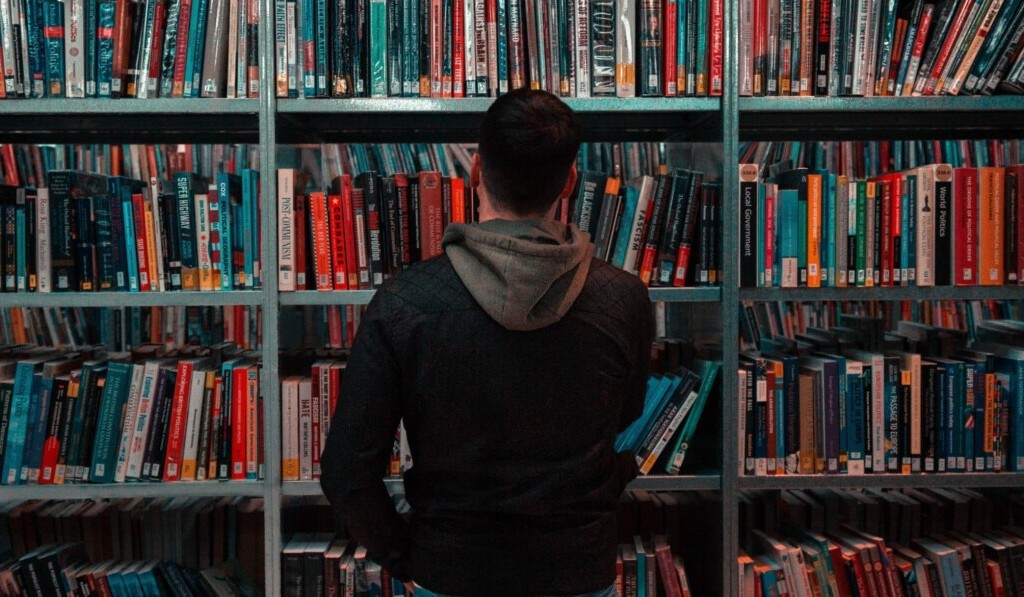 Drömbibliotek - drömbetydelse bibliotek - drömförklaring på dreams.site