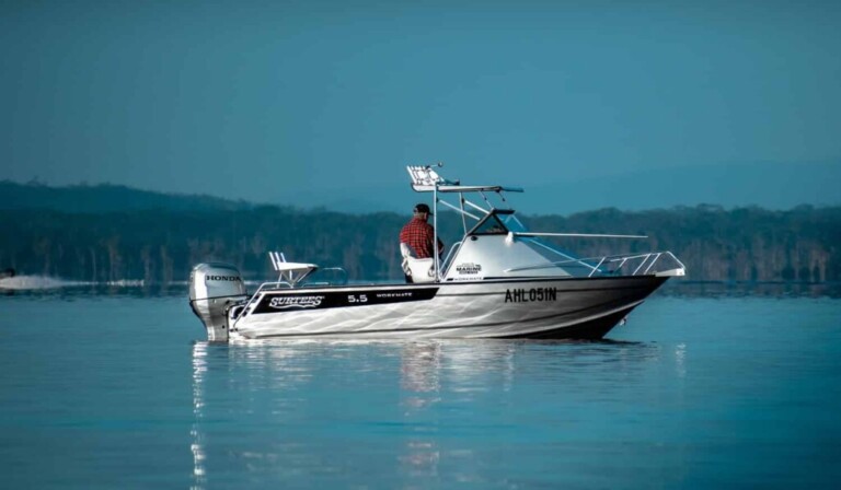 Motorboot