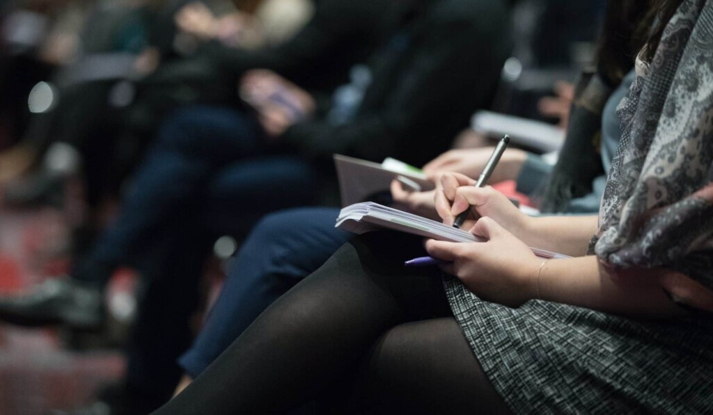 Convenția de vis, expoziție comercială sau convenție - semnificația visului convenție, expoziție comercială sau convenție