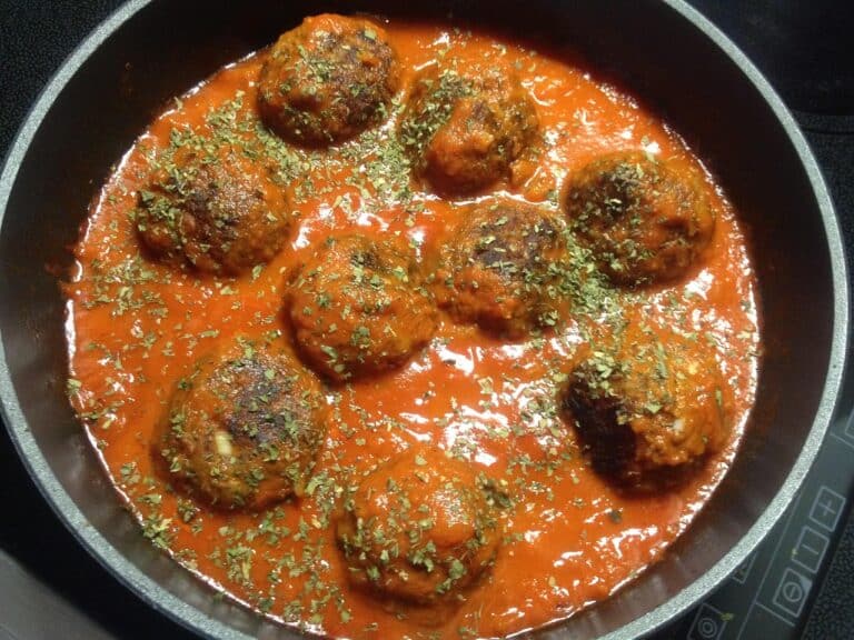 albondigas, minced meat, tomatoes, onion, cook, tomato sauce, food, albondigas, albondigas, albondigas, albondigas, albondigas