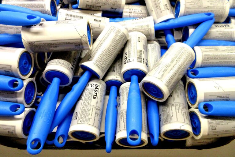 Soñar con cepillo de ropa rodillo de ropa | Significado de los sueños