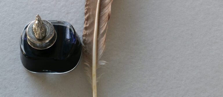 Soñar con pluma de ganso | Significado de los sueños