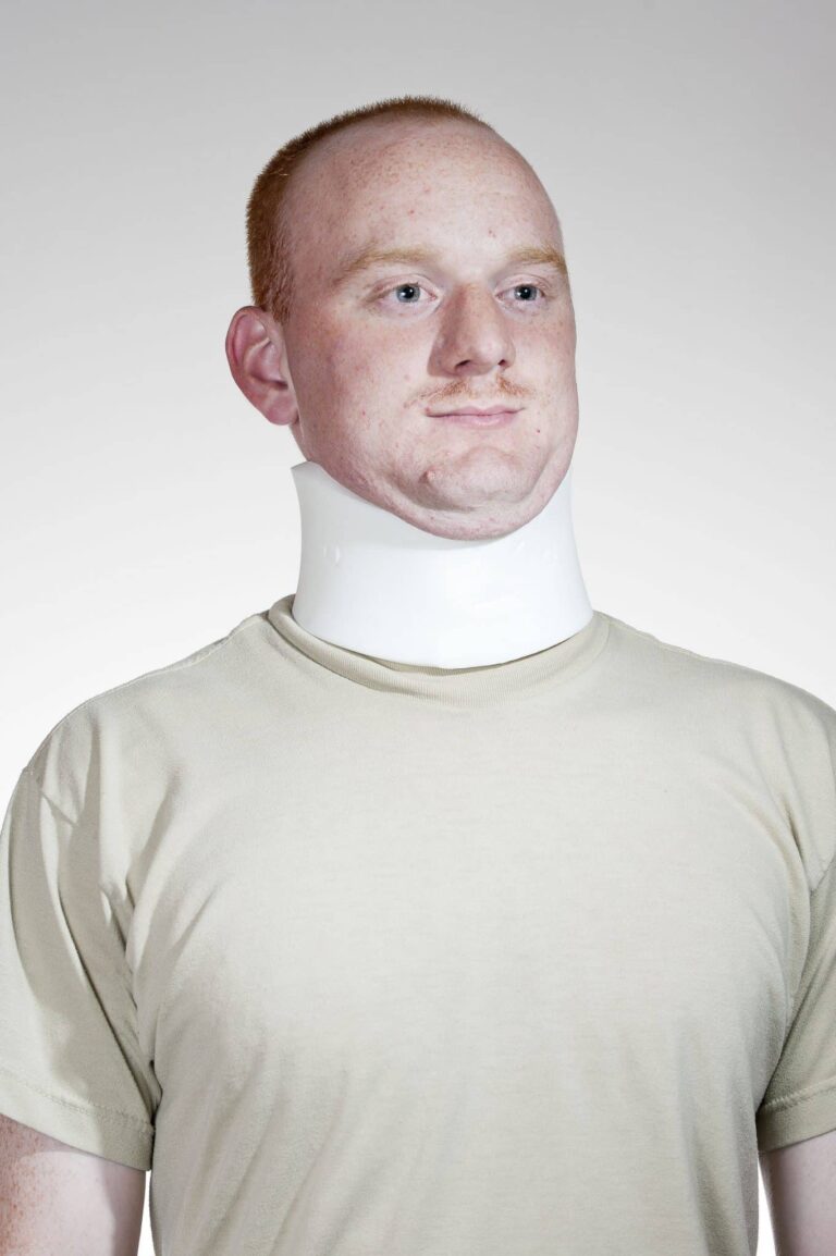 Droom over nekbrace | Betekenis en uitleg