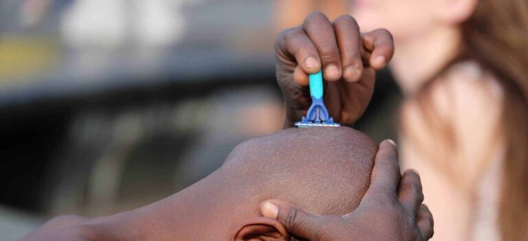 Soñar con navaja de afeitar | Significado de los sueños