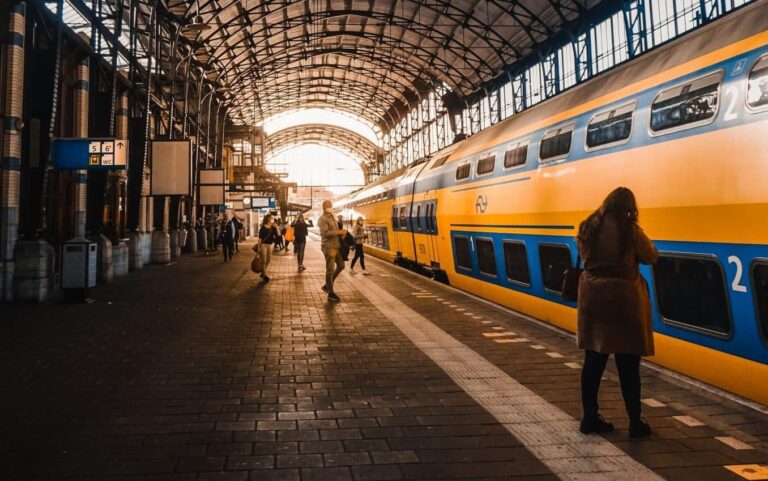 Droom over station | Betekenis en uitleg