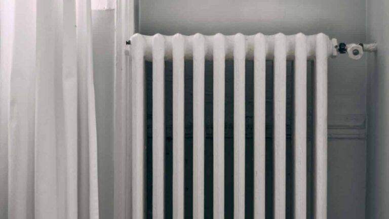 Sen o topeni v kamnech | Význam a výklad snů