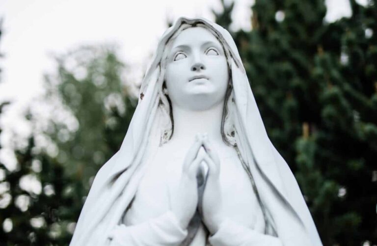 Droom over maagd Maria | Betekenis en uitleg