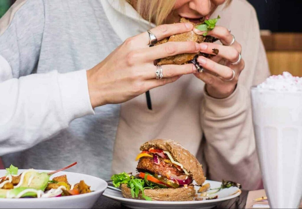 bulimie im Traum | Traumdeutung und Bedeutung